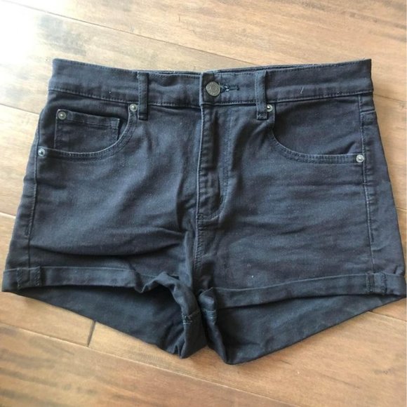 Black high rise garage shorts - Picture 1 of 3